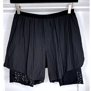 Lululemon Lab Mens 2-in-1 Running Shorts Black Textured Reflective Liner 30